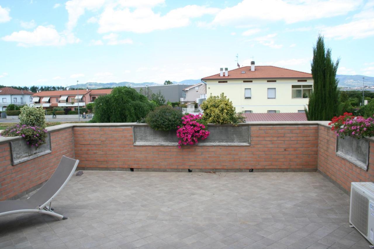 Casa Fiorita Hotel Stabbia Екстериор снимка